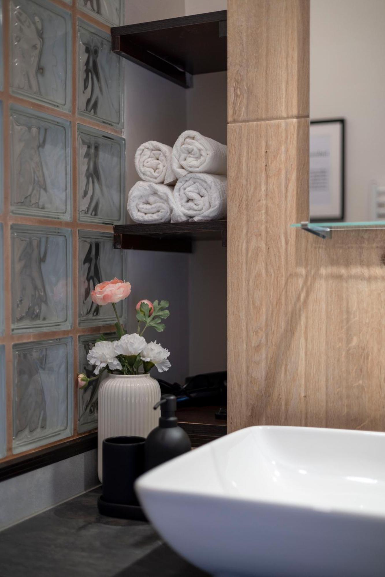 Stylish & Cozy City Center Apartment By Prestige Homes Budapest Ngoại thất bức ảnh